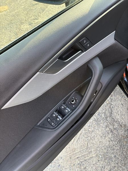 Audi A4 (2019) - fotka 14 z 17