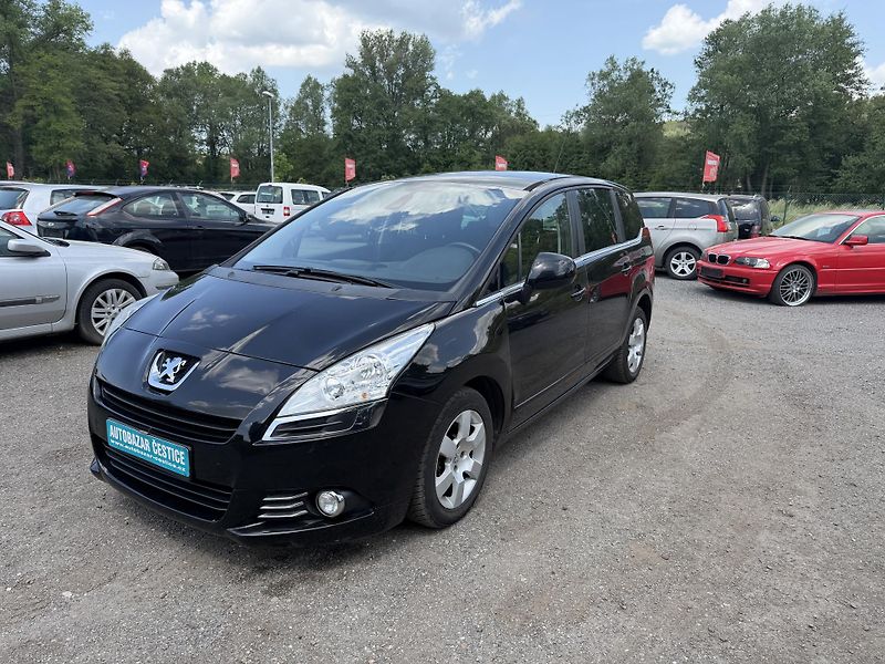 Peugeot 5008 1.6 HDI - fotka 3 z 25