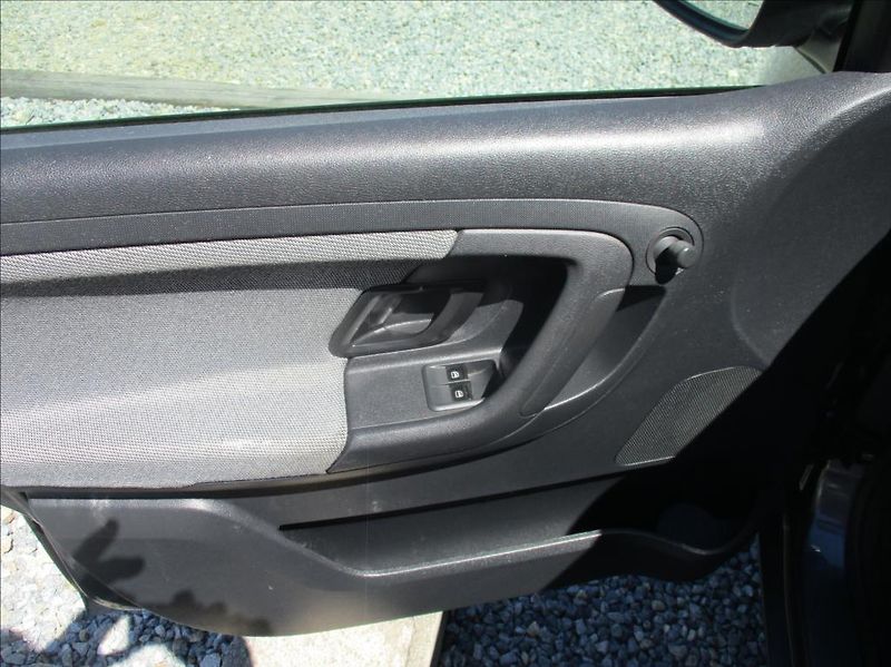 Škoda Fabia 1,2 TSI, 77kW, klima, tažné, - fotka 12 z 29