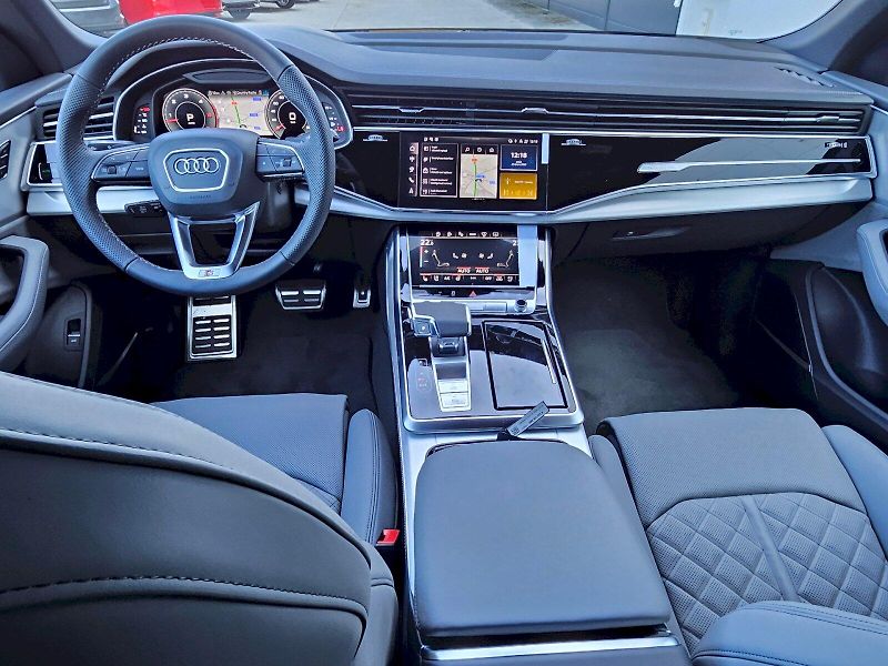 Audi Q8 (2025) 50 TDI 210kW quattro - fotka 11 z 29