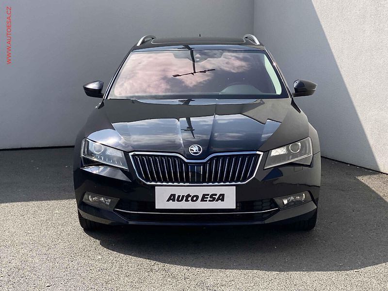 Škoda Superb (2016) 2.0 TDI 4x4, Style, DSG, kůže - fotka 2 z 19