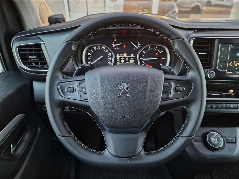 Peugeot Traveller 2.0HDI ALLURE L3,ČR,1.Majitel - fotka 23 z 49