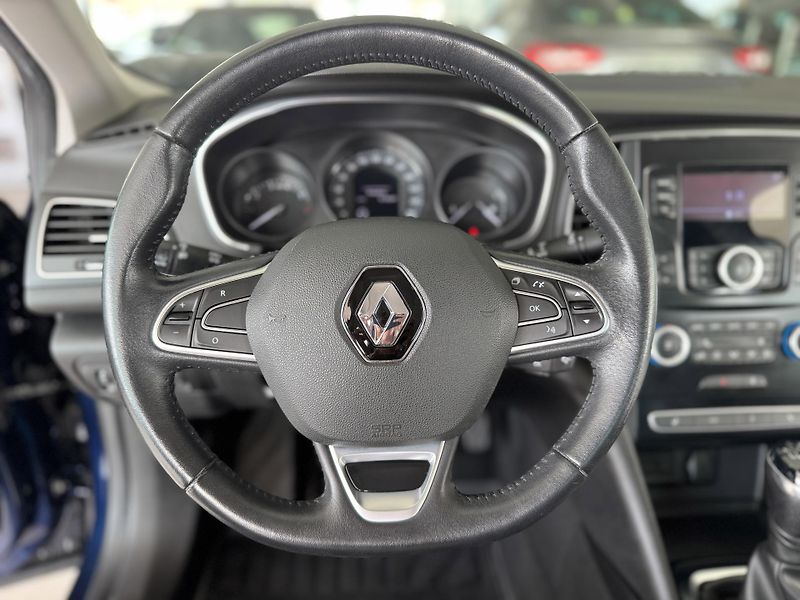 Renault Mégane 1,3 TCe*KeyLess*PDC*1.Maj*ČR - fotka 21 z 29