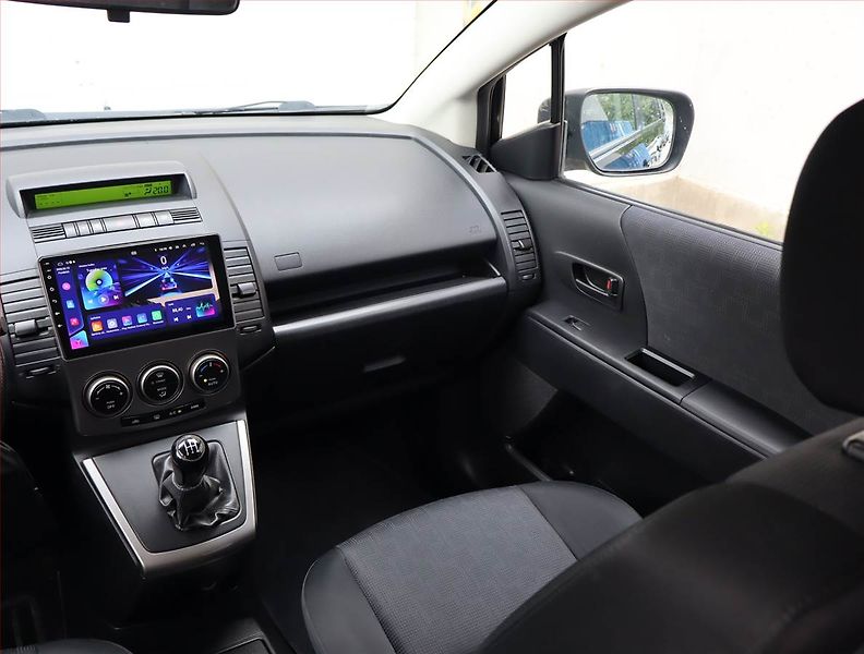 Mazda 5 (2008) 1.8, 7 míst - fotka 8 z 20