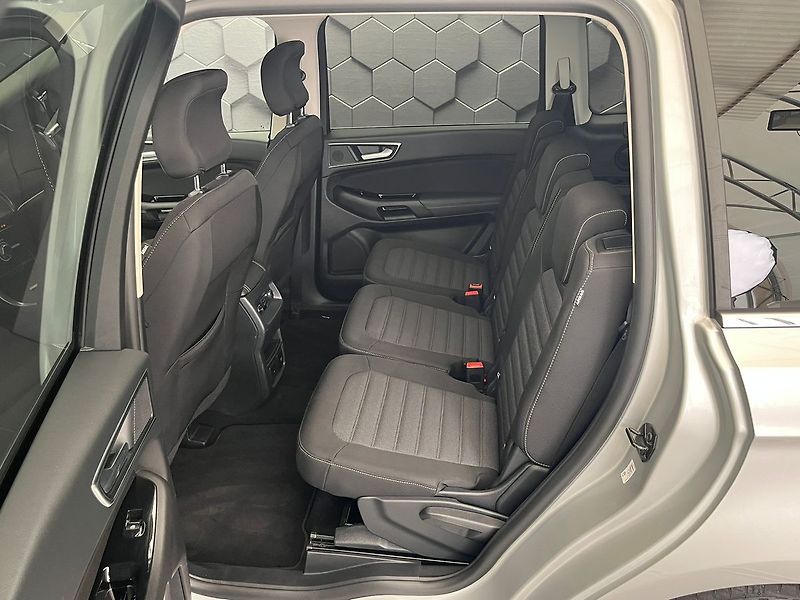 Ford Galaxy 2.0 EcoBlue Titanium 140 kW - fotka 29 z 50