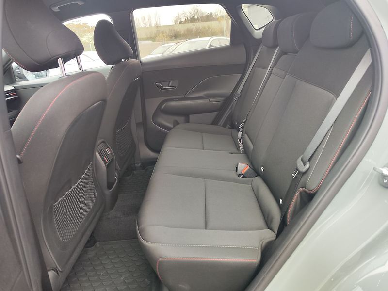 Hyundai Kona 1.6 T-GDi/146kW N-Line - fotka 13 z 36