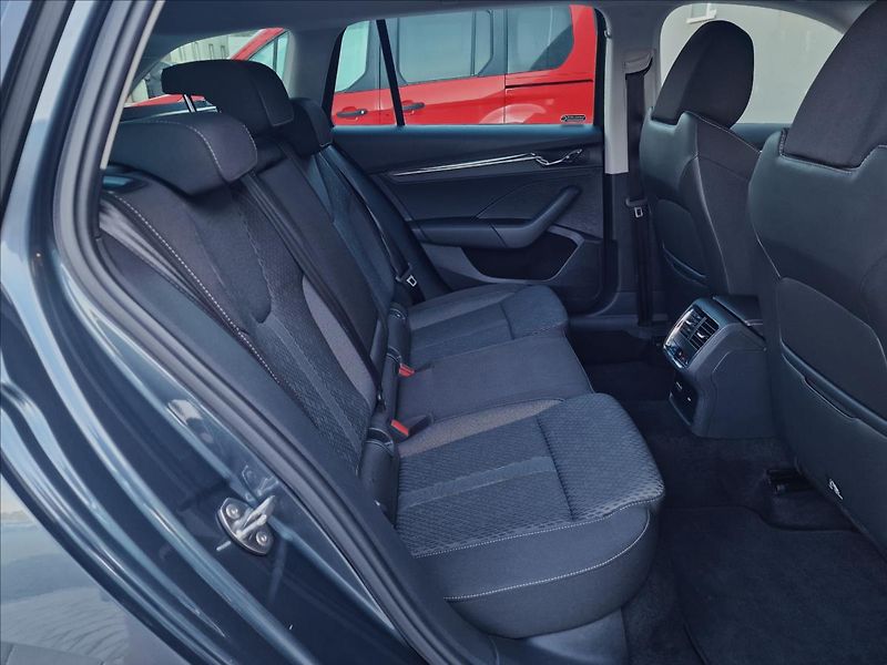 Škoda Octavia 1.5TSI 110kW DSG Style,1.Maj. - fotka 15 z 50
