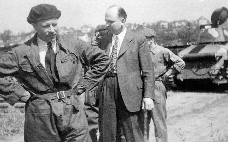 Ve své době asi za jeden z nejlepších lehkých tanků na světě LT vz.38. Do služby v předválečné československé armádě se bohužel nikdy nedostal. Tento stroj je exponátem muzea v Lešanech.