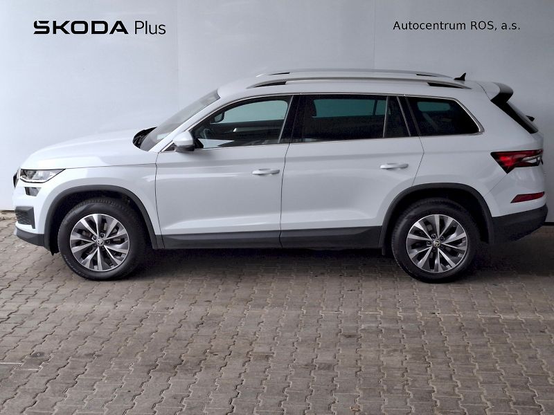 Škoda Kodiaq (2023) STYLE PLUS 4X4 TD 110/2.0 A7A - fotka 3 z 23