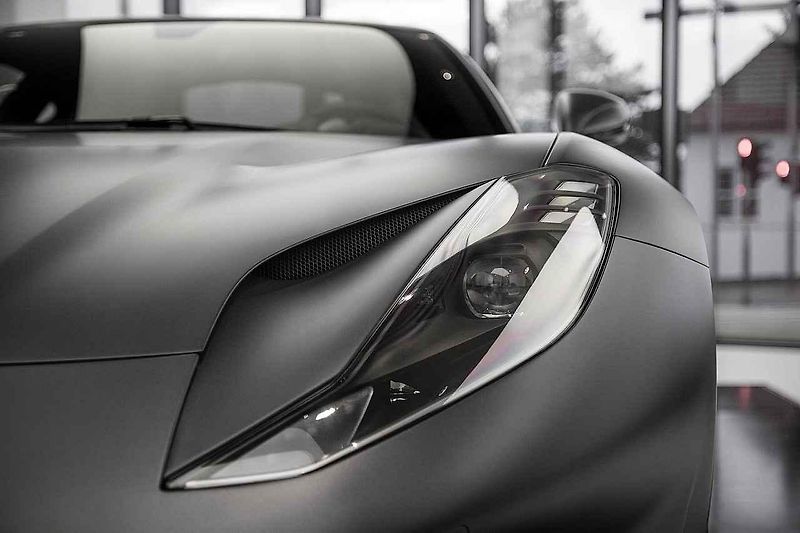 Ferrari 812 Superfast.