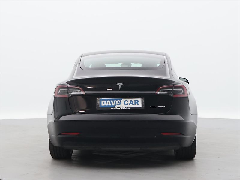 Tesla Model 3 Long Range 75kWh AWD sOH 96,4% - fotka 6 z 32