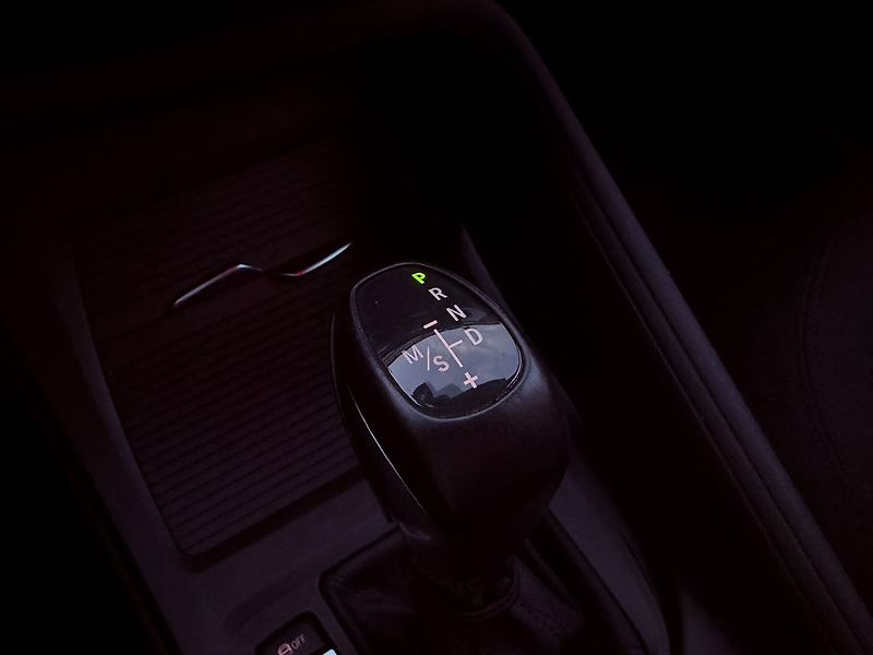 BMW X1 18i sDrive Aut., ČR - fotka 22 z 27