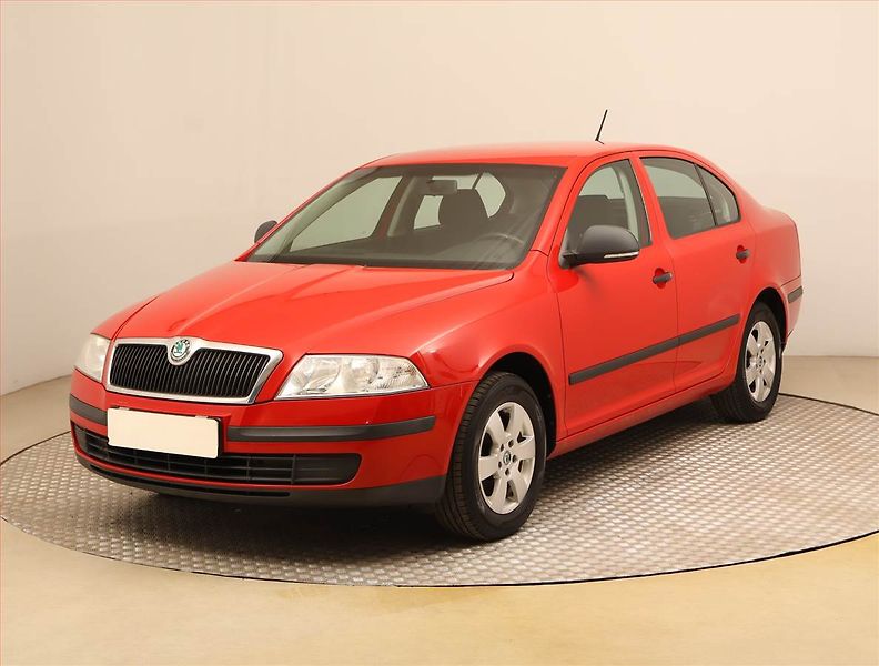 Škoda Octavia (2012) 1.6 - fotka 2 z 17