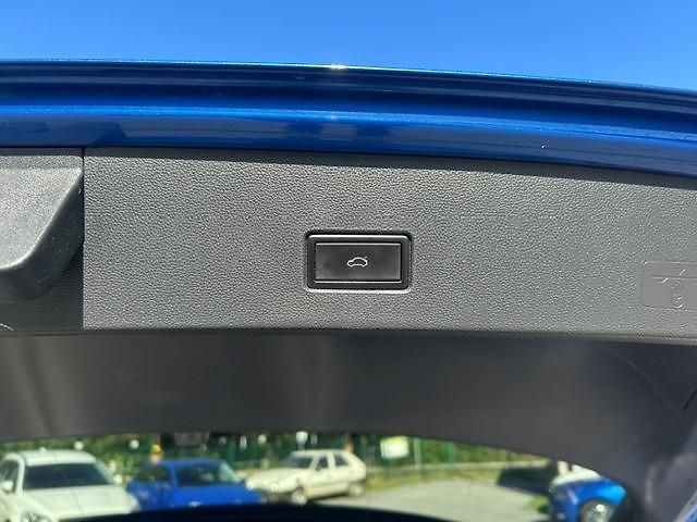 Volkswagen T-Roc 1,6TDi Bohatá výbava rezervace - fotka 40 z 59