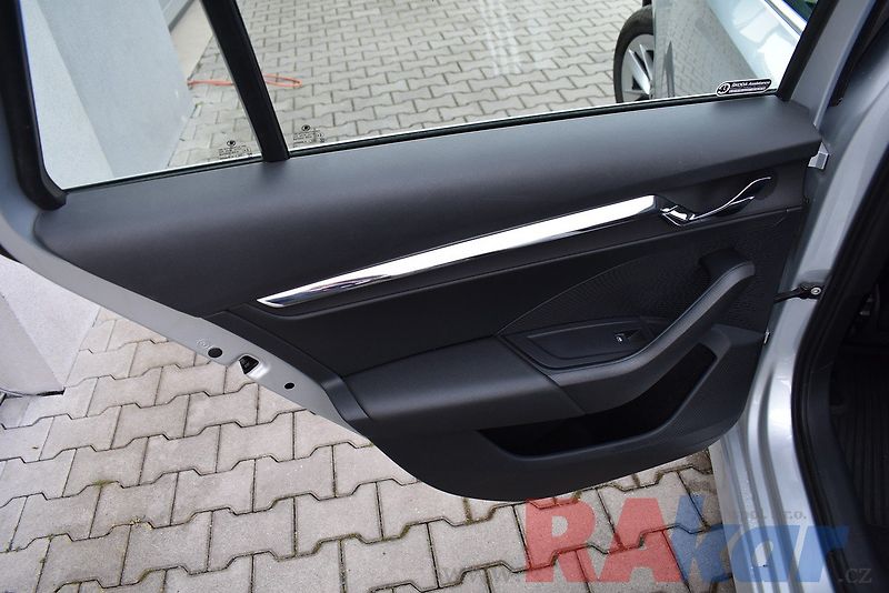 Škoda Octavia (2020) Style 2,0 TDI - fotka 10 z 41