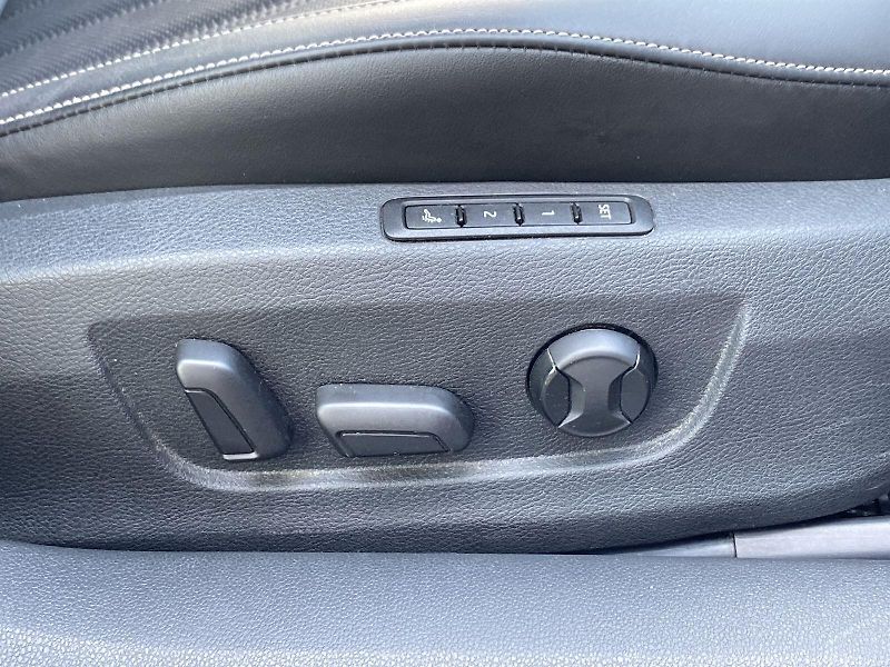 Škoda Superb (2023) Combi 2.0 TDI 4x4 DSG L&K - fotka 29 z 41