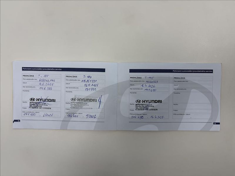 Hyundai i30 1,5 T-GDI DCT  WG N Line Navi - fotka 25 z 26