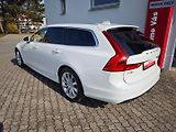 Volvo V90 (2019) 2.0 D4 Momentum 140kW 8AT - náhled 3
