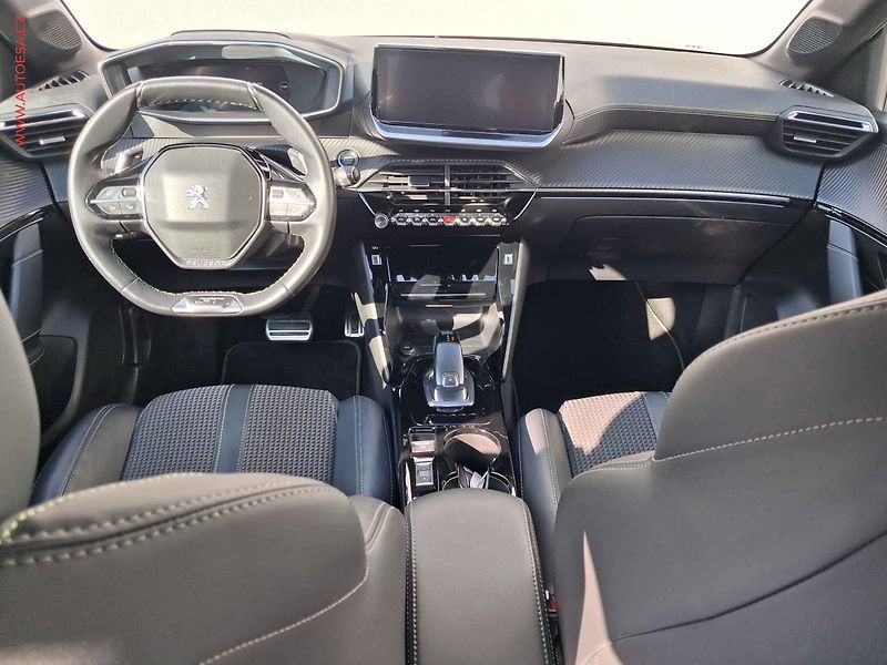 Peugeot 208 (2022) 1.2PT, GT, AT, navi, kamera - fotka 8 z 17