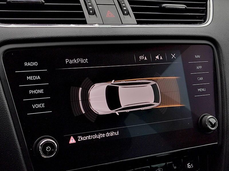 Škoda Octavia (2020) Combi Style Drive+ 2,0 Tdi 110 - fotka 17 z 36