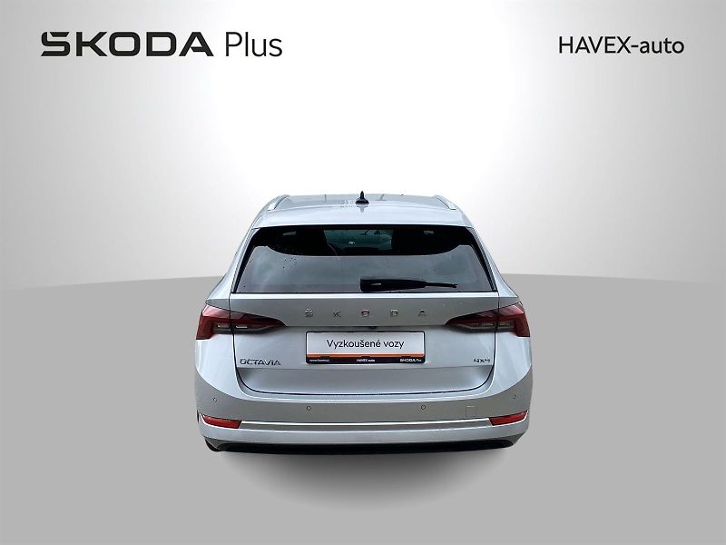 Škoda Octavia (2022) Combi 2.0 TDI 4x4 DSG Style + - fotka 34 z 34