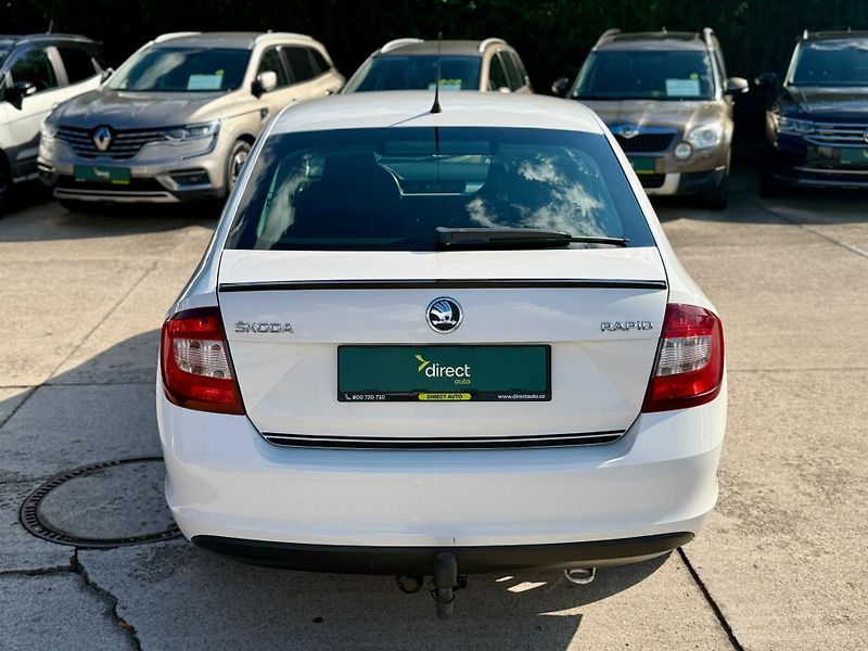 Škoda Rapid - fotka 8 z 12