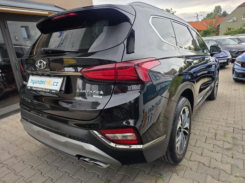 Hyundai Santa Fe 2.2-PREMIUM-AUTOMAT-KŮŽE - fotka 7 z 35