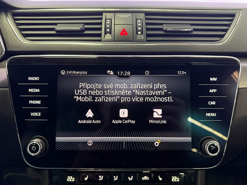 Škoda Superb 2.0TSI 140KW DSG STYLE, ACC, K - fotka 19 z 27