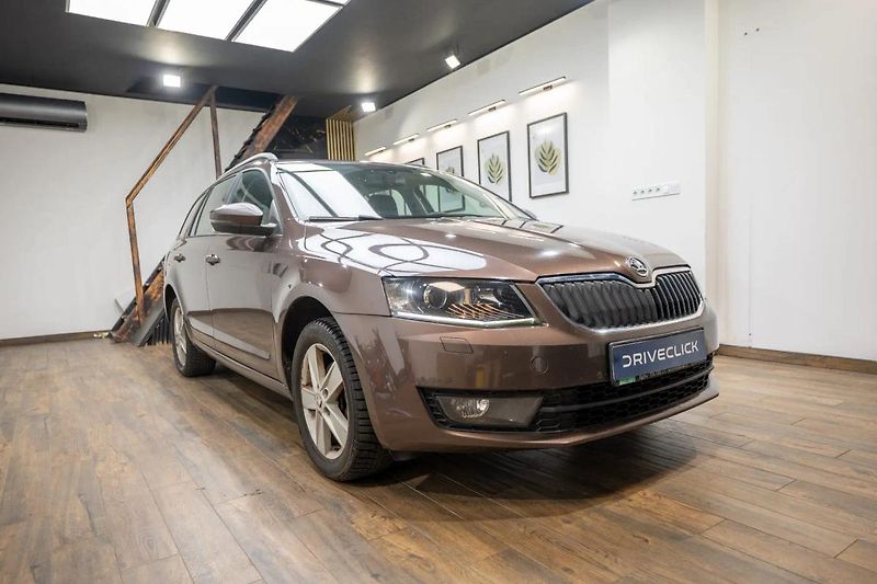 Škoda Octavia 2.0 TDI 110 kW 4x4 - fotka 3 z 34