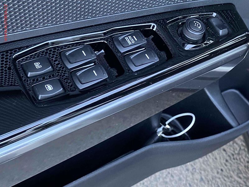 SsangYong Tivoli (2025) 1.5T-GDi, ČR, Navi, AC - fotka 11 z 20