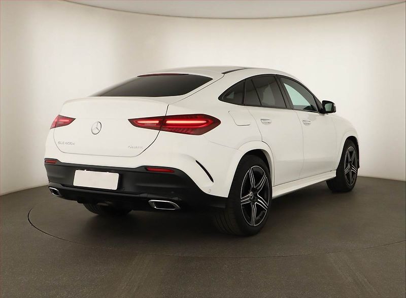 Mercedes-Benz GLE (2023) 450 d 4MATIC - fotka 5 z 21