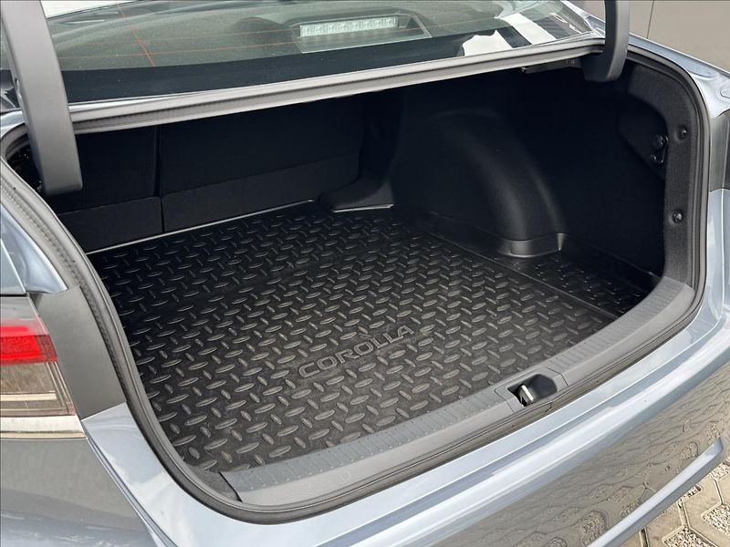 Toyota Corolla 1,5 VVT-i Comfort Tech ZÁRUKA - fotka 14 z 29