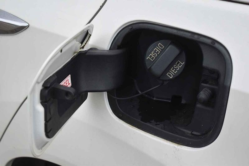 Tentokrát jsem otestoval dvanáctiletý kombík Honda Accord