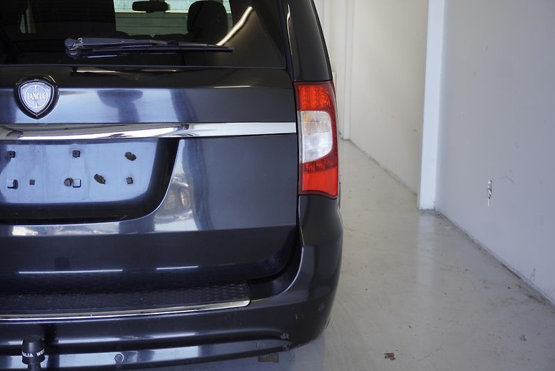 Lancia Voyager VOYAGER 3,6 V6 AUT. - fotka 9 z 33