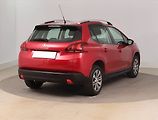 Peugeot 2008 (2018) 1.2 PureTech, ČR,1.maj - náhled 4