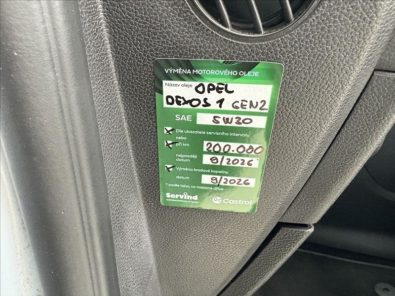 Opel Zafira 1,4 103kw ČR servis 6MT - fotka 14 z 28