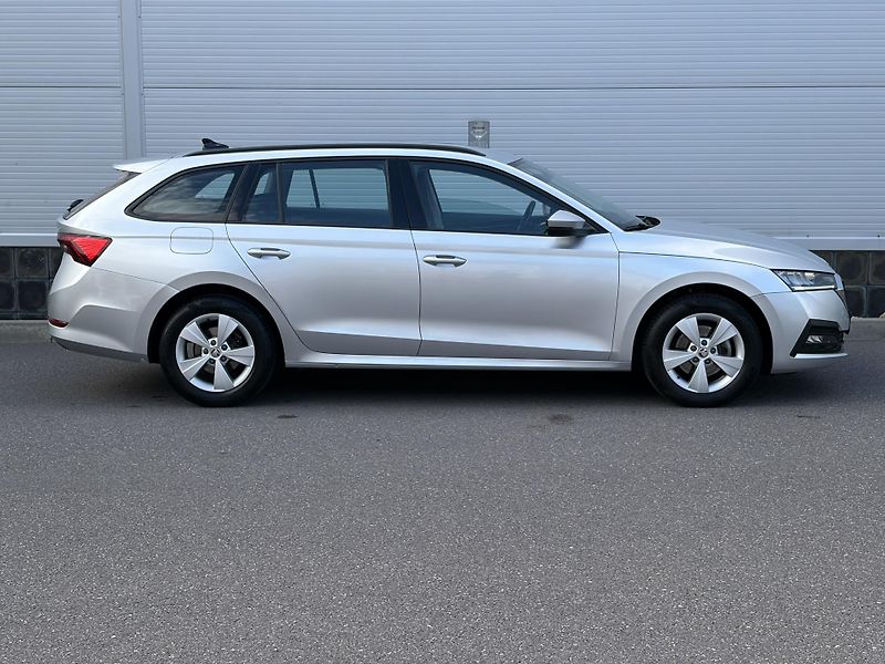 Škoda Octavia (2022) 2.0TDi DSG/BEZ NEHODY/ACC/NAVI - fotka 10 z 26