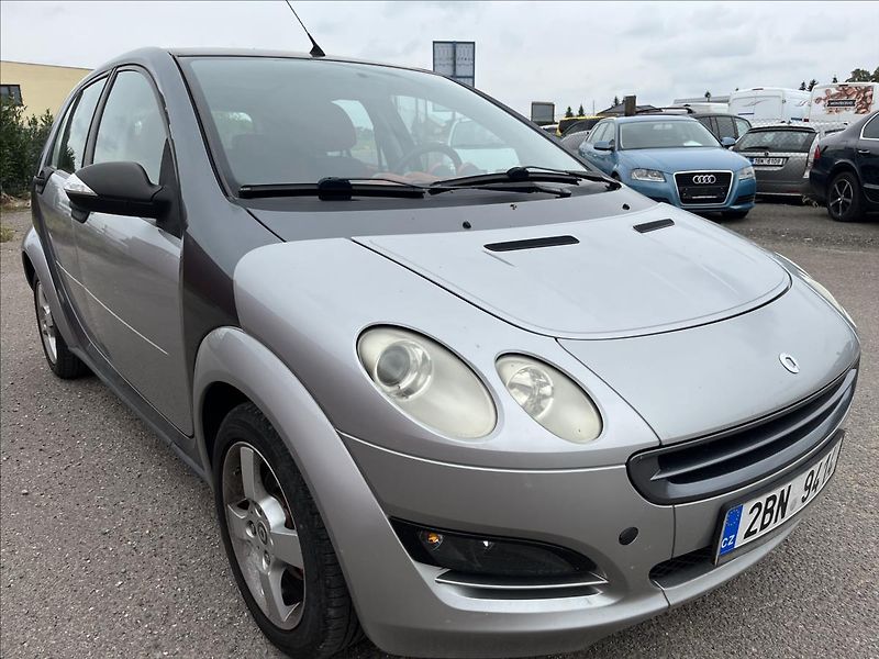 Smart Forfour 1,3 i AUTOMAT PANORAMA KLIMA - fotka 33 z 35