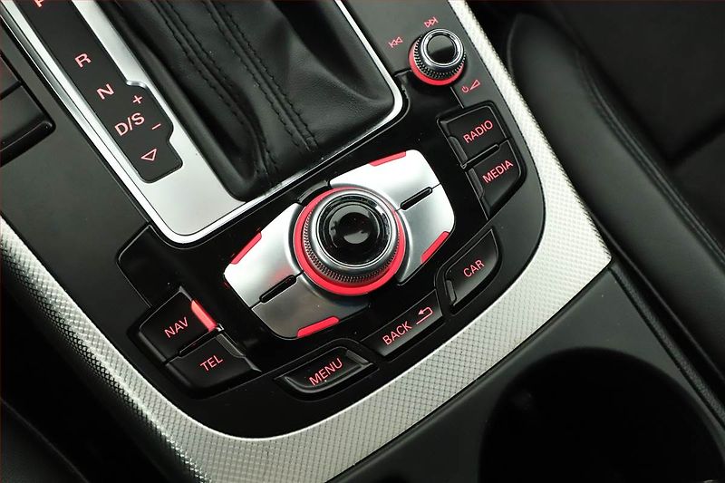 Audi A4 (2014) S-Line 2.0 TDI, 4X4, Automat - fotka 13 z 21