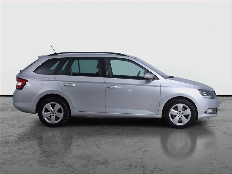 Škoda Fabia (2017) Style 1.2 TSI, Serv.kniha - fotka 6 z 20