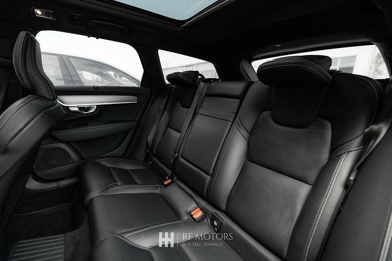 Volvo V90 (2021) - fotka 33 z 51