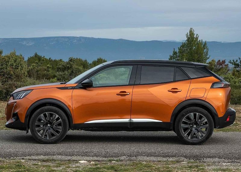 Peugeot chystá příliv svých elektrifikovaných aut.
