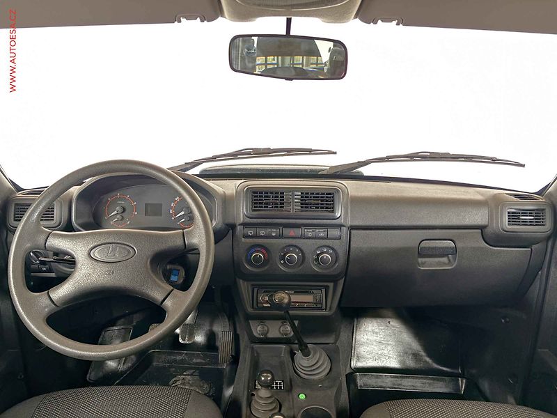 Lada Niva (2025) 1.7i 4x4, 1.maj,ČR, AC - fotka 8 z 13