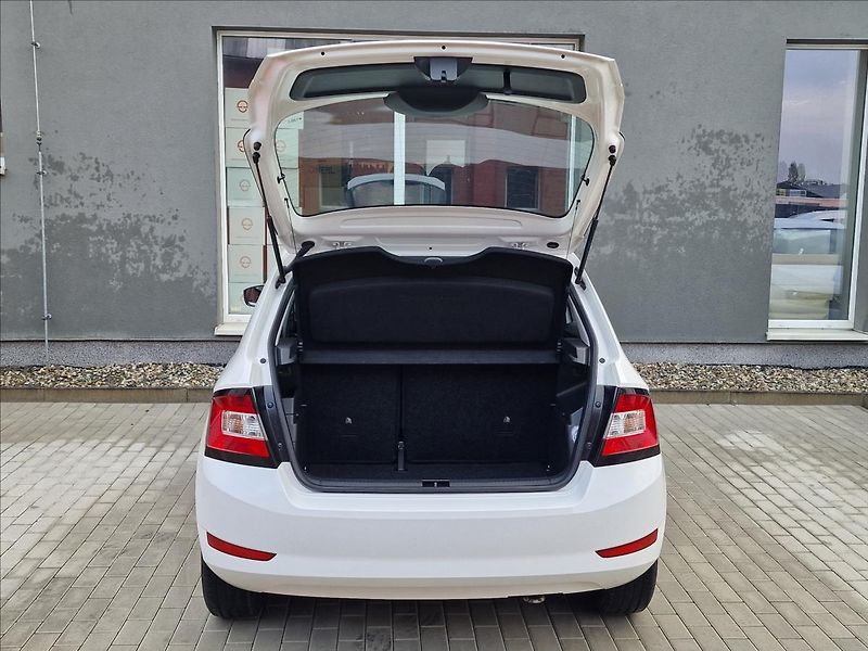 Škoda Fabia 1.0TSI 70kW, původ ČR, 1.Maj. - fotka 37 z 46