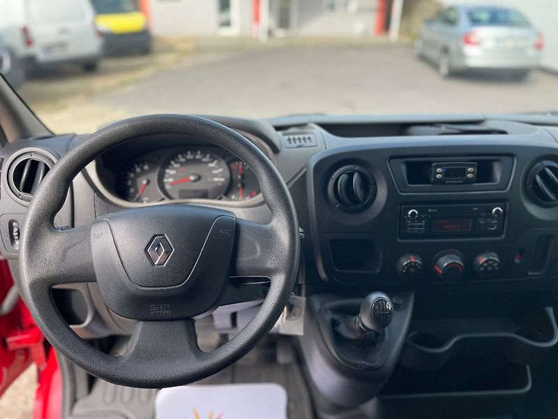 Renault Master 2.3dCi 81kW*CHLAĎÁK*CZ*DPH - fotka 19 z 29