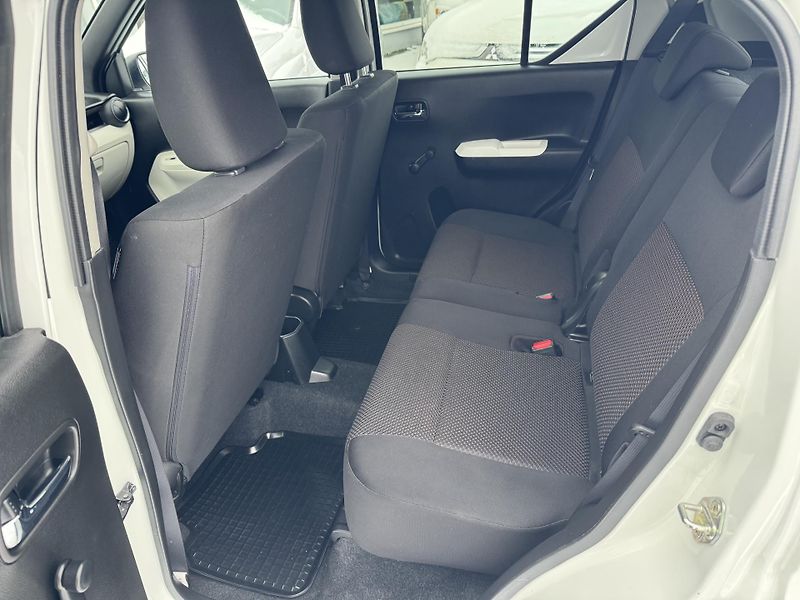 Suzuki Ignis 1,2DualJet 4x4 - fotka 8 z 15