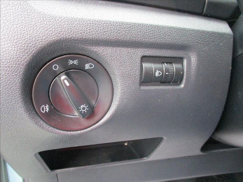 Škoda Fabia 1,4 i 16V, klima, ABS, ESP, - fotka 26 z 32