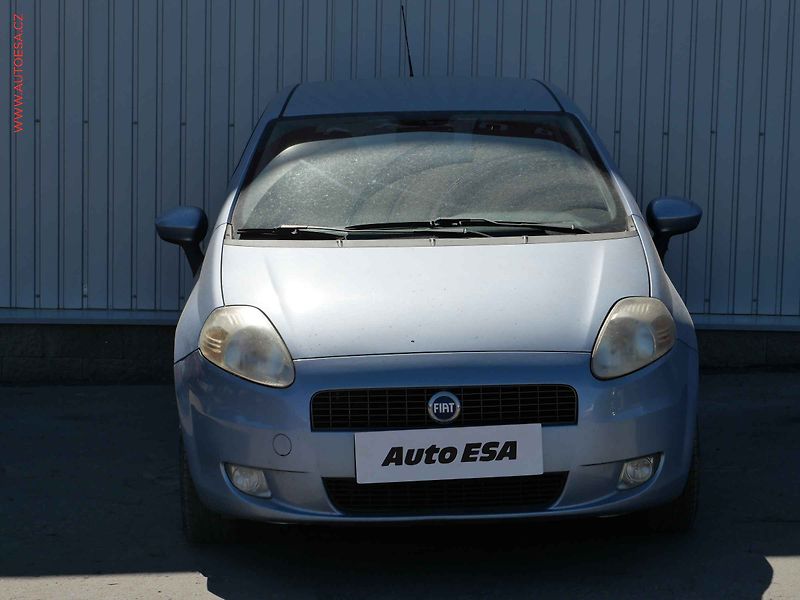 Fiat Punto (2005) 1.4i, AC, STK6/28 - fotka 2 z 13