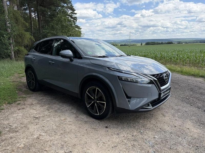 Nissan Qashqai 1.3 DIG-T 116kw Automat - fotka 1 z 43