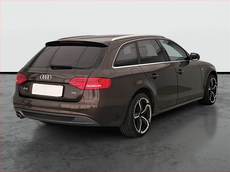 Audi A4 (2011) 2.0 TDI, Xenony, Vyhř. sedaček - fotka 5 z 16